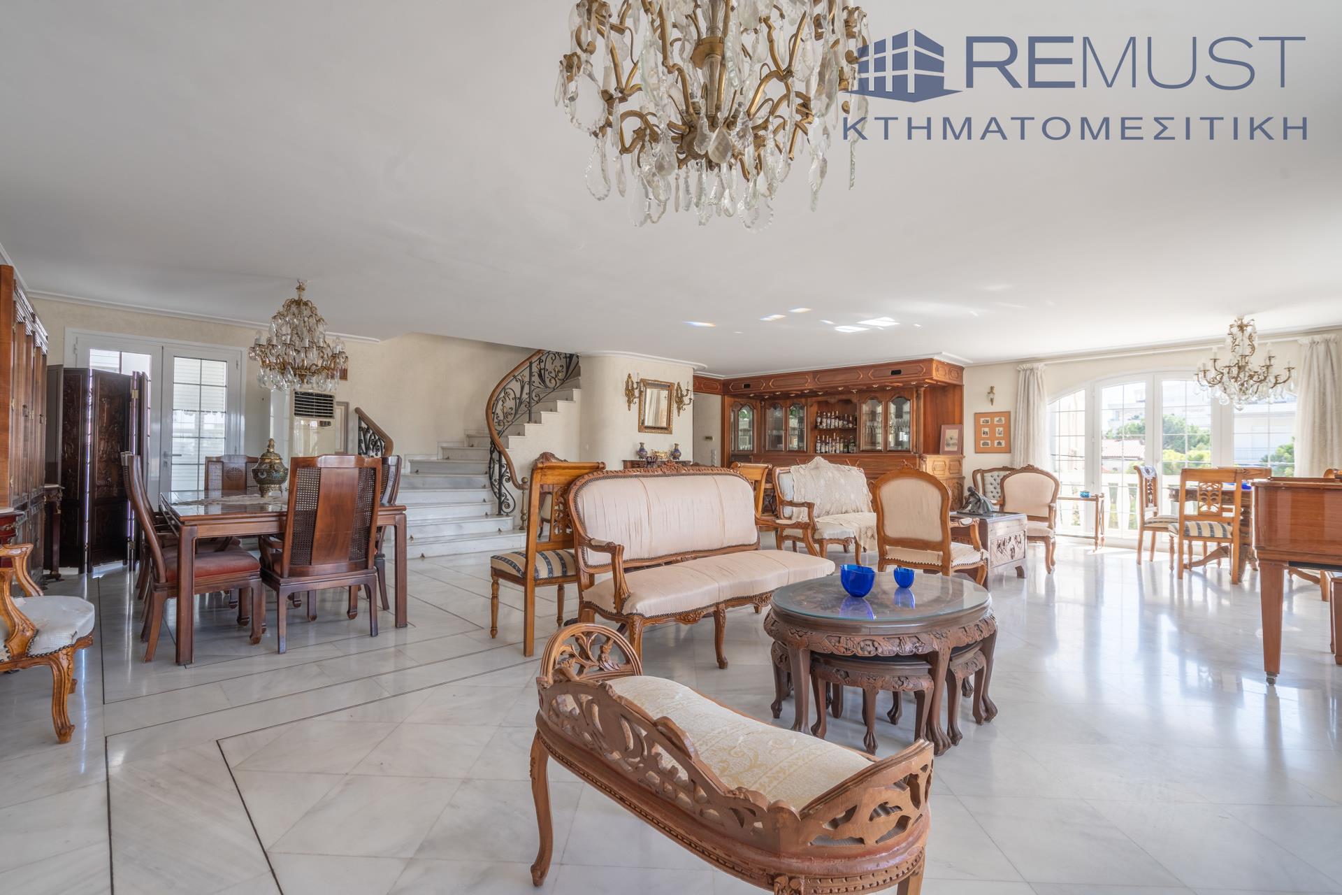 - Maisonette For sale, Glyfada, 300 sq.m., €750.000
