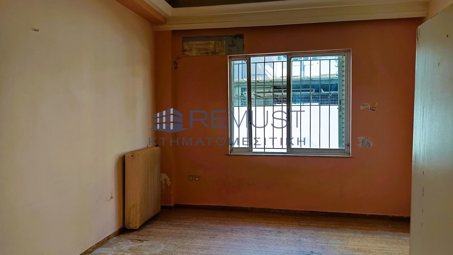 - Apartment For sale, Peristeri, 90 sq.m., €100.000