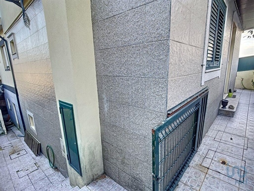Maison T3 à Porto de 209,00 m²