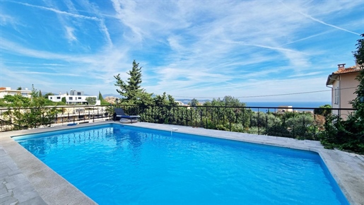 Fabron - Villa von 326 m² mit 6 Schlafzimmern und einem Swimmingpool mit ...
