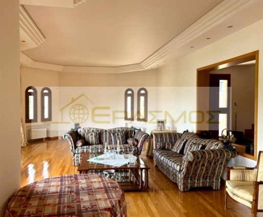 (For Sale) Residential Detached house || Athens South/Glyfada - 415 Sq.m, 5 Bedrooms, 1.650.000€