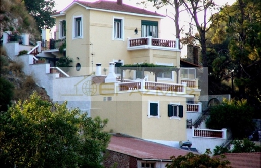 (Zum Verkauf) Wohnvilla || Samos/Vathi - 270 m², 4 Schlafzimmer, 550.000€