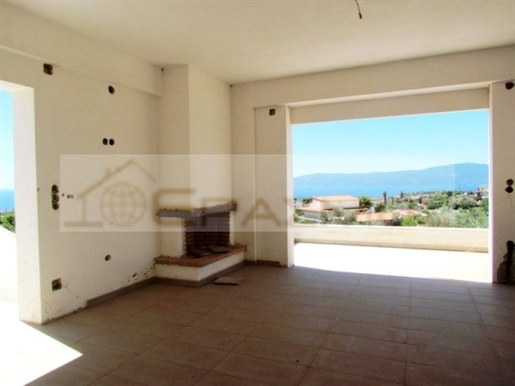 (For Sale) Residential Detached house || Korinthia/Agioi Theodoroi - 200 Sq.m, 3 Bedrooms, 165.000€