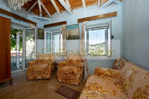 (For Sale) Residential Detached house || Messinia/Lefktro-Kardamyli - 205 Sq.m, 3 Bedrooms, 175.000€
