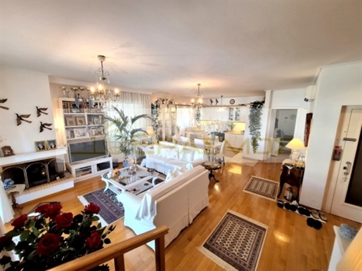 (à vendre) maisonnette maisonnette || Athènes Sud/Glyfada - 150 m², 3 chambres, 720.000€