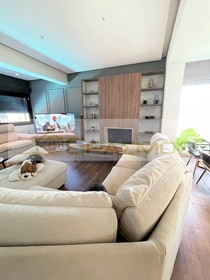 (À vendre) || résidentielle East Attica/Vari-Varkiza - 300 m², 4 Chambres, 980.000€