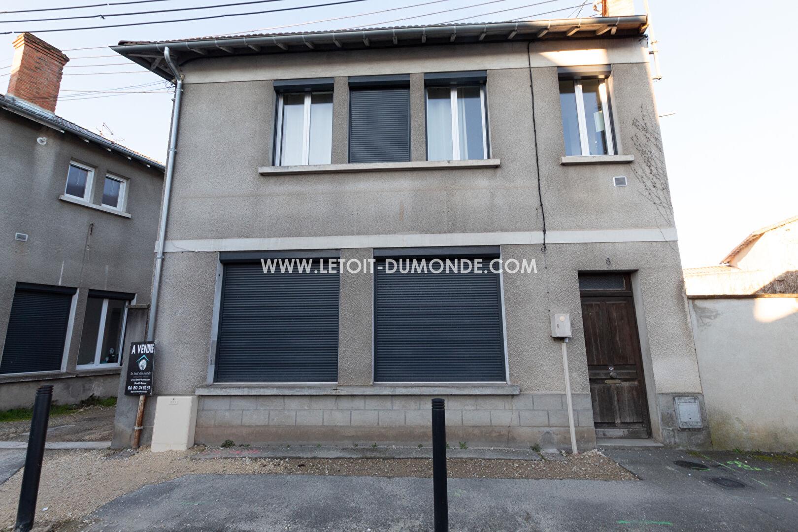 Plateau à rénover avec garage