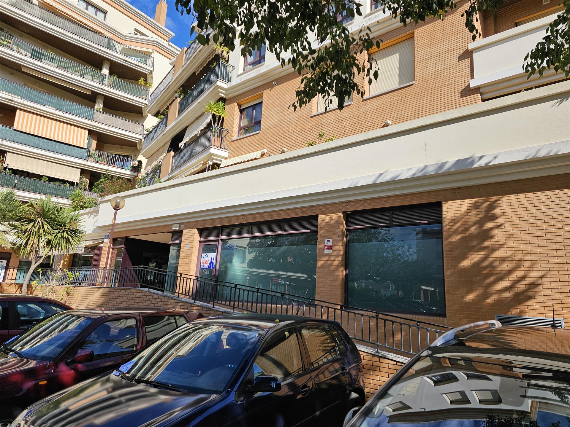 Commerciële winkel in Alverca do Ribatejo