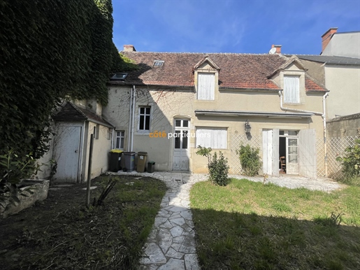 Maison de caractère à Saint Amand Montrond