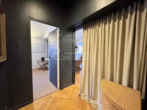 Sale - Toulouse - Saint-Étienne - 3 Rooms - Top Floor