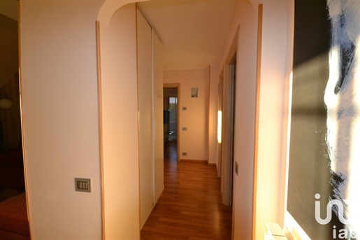 Sprzedam Apartament 93 m² - 2 Sypialnie - Genua