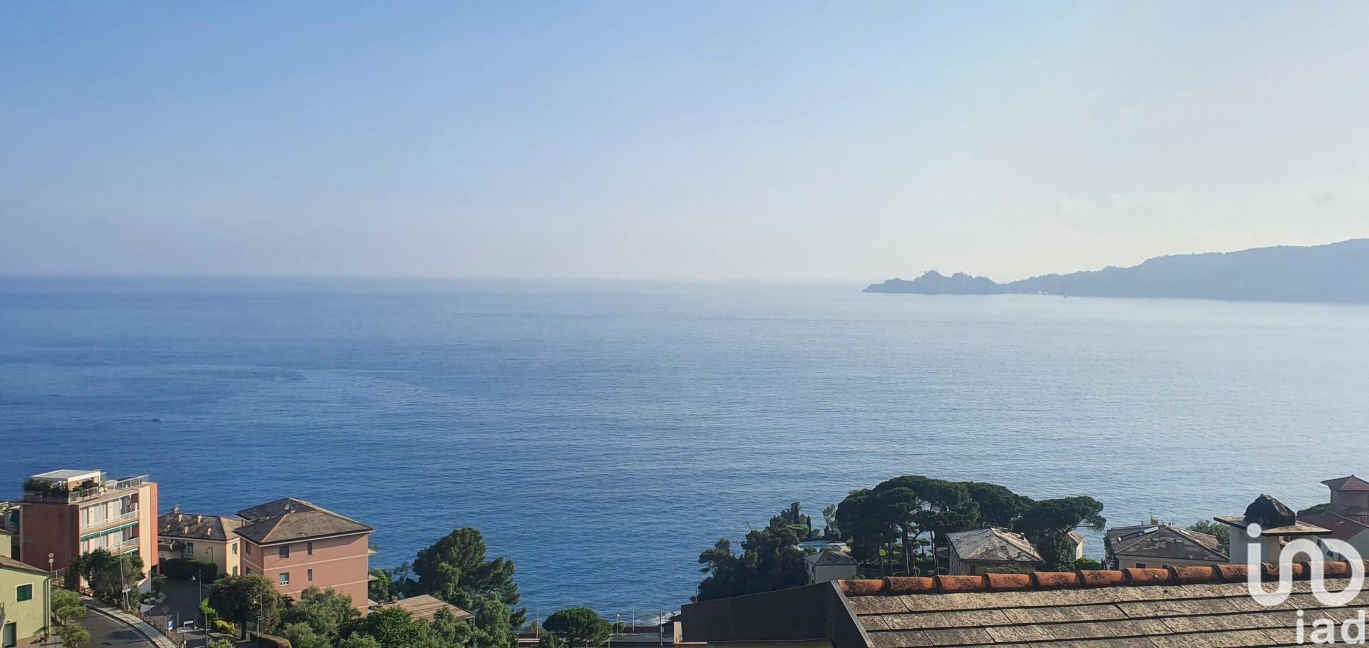 Sale Apartment 70 m² - 2 bedrooms - Zoagli