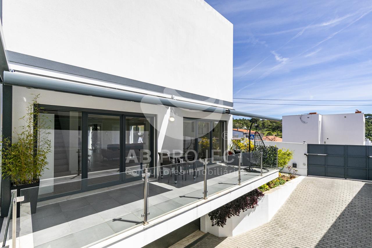 Maison individuelle de 3 chambres avec jardin, quartier Santo António, Estoril, Cascais