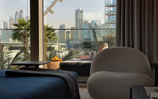 Volledig uitzicht op Dubai Ain en de tuin | Geüpgraded en gemeubileerd | Om