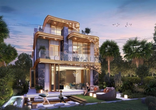 Luxury Villa Designed by Cavalli / Trump Golf Course