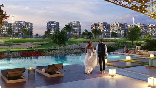 Villa de luxe conçue par Cavalli / Trump Golf Course