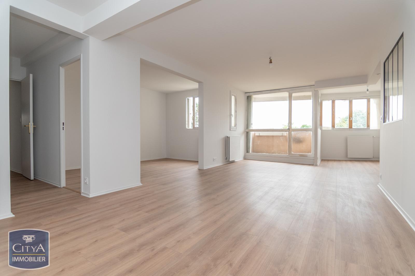 Purchase: Apartment (71100)