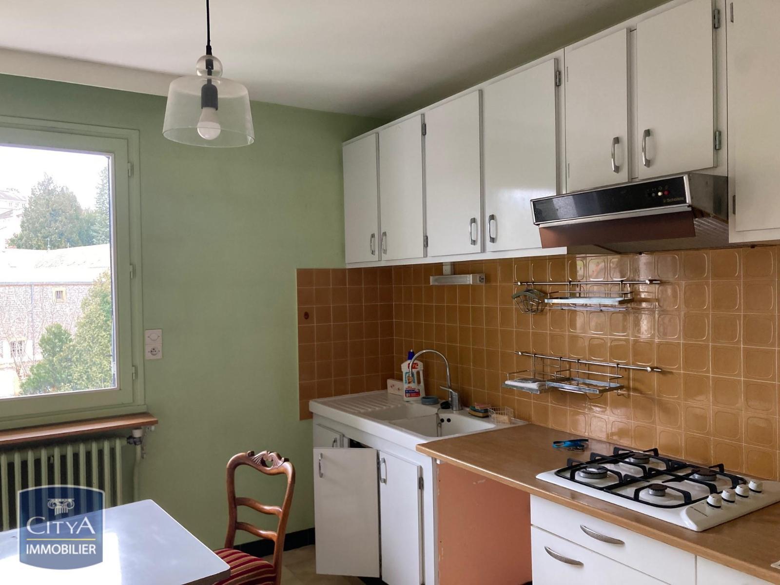 Purchase: Apartment (71600)