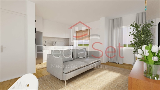 1 Bedroom Apartment - Fully Refurbished, Located in Montalvão Setúbal