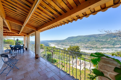 Collines niçoises - Castagniers - Villa 6 Locali 180 mÂ² con vista panoramica
