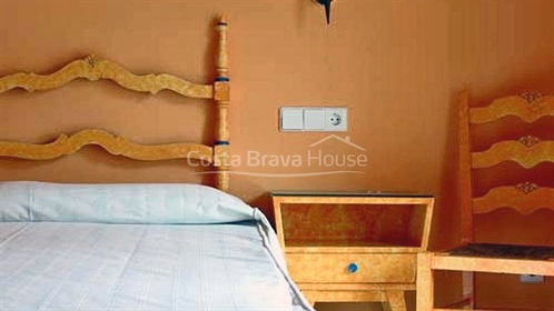 Hôtel avec 8 chambres à vendre dans une belle crique de la Costa Brava