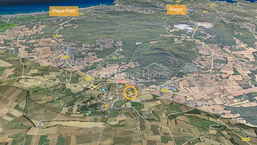 Exclusive plot of 2.842 m² for sale in the historic Pals (Costa Brava). Various development possibil