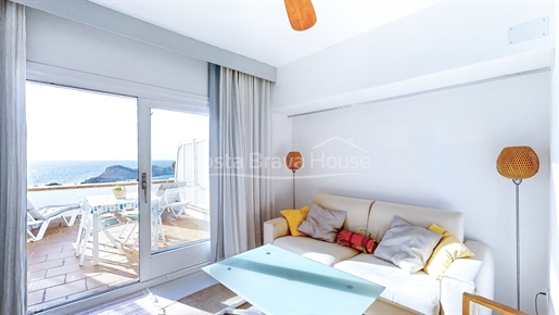 Exclusive Apartment in Cap Sa Sal, Begur: Sea Views and Luxury on the Costa Brava