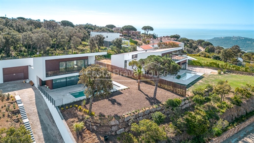 Villa exclusive de design contemporain à vendre à Mas Nou, Platja d'Aro - Luxe et belles vues