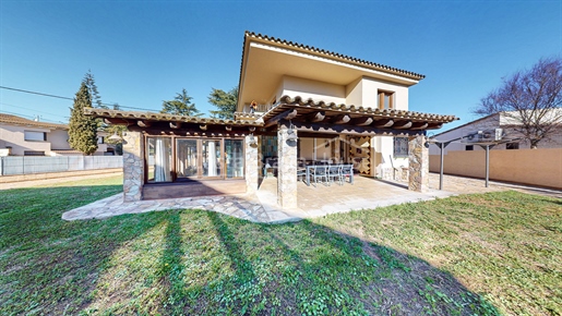 Villa exclusive à Calella de Palafrugell avec jardin, à seulement quelques minutes à pied de la plag