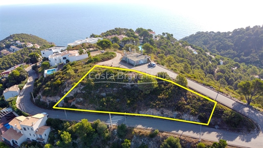 Plot of land in Sa Tuna (Begur), in the highest part of la Borna, with spectacular panoramic views