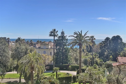Shared Sole Agency/Cannes-Croix Des GARDES-Large 3-bedrooms bourgeois apartment, sea and park view,