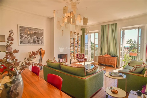 Shared Sole Agency/Cannes-Croix Des GARDES-Large 3-bedrooms bourgeois apartment, sea and park view,