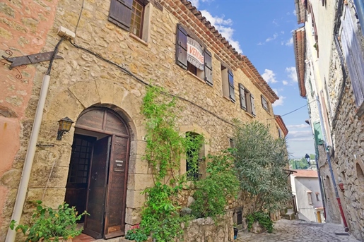 Exclusivité - Callian - Belle maison de village avec terrasse couverte et vue panoramique
