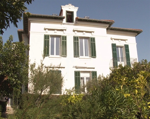 Cannes - La Bocca - Projet de réhabilitation - 2P avec terrasse - 9 autres appartements disponibles