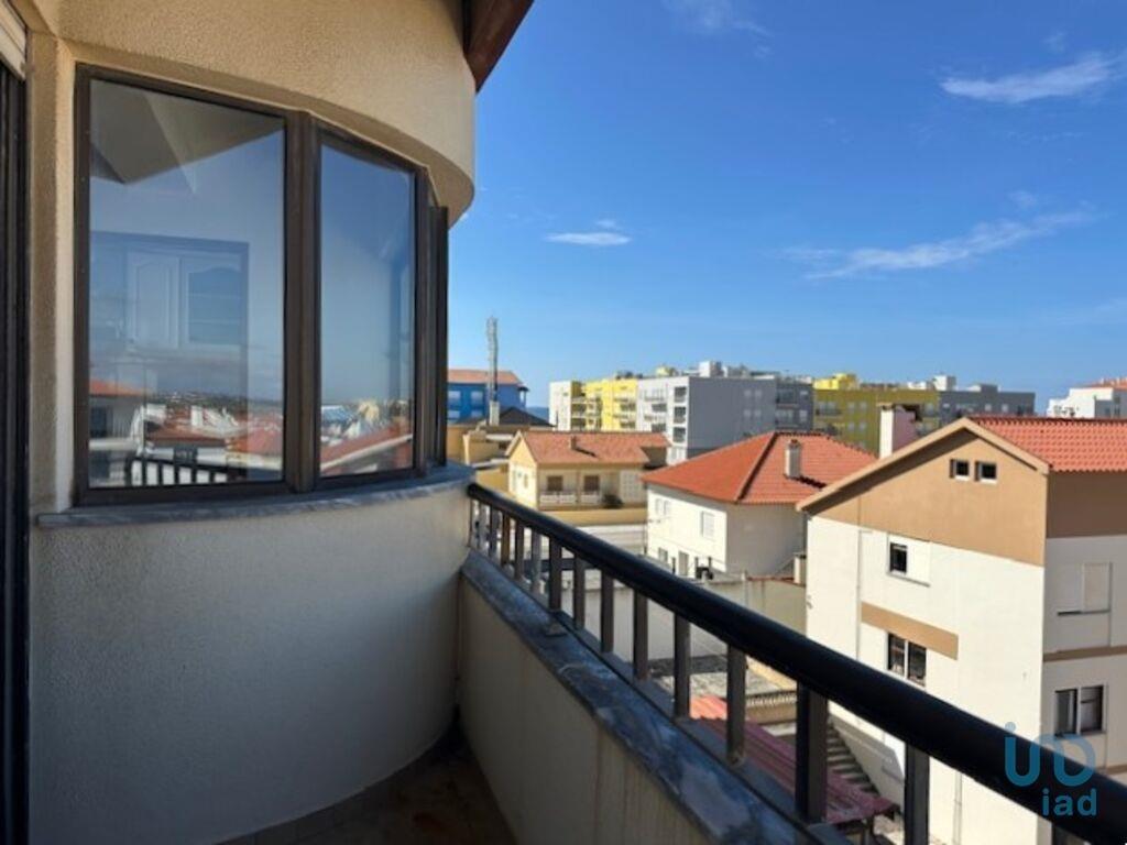 Apartamento T1 em Vieira de Leiria de 65,00 m²