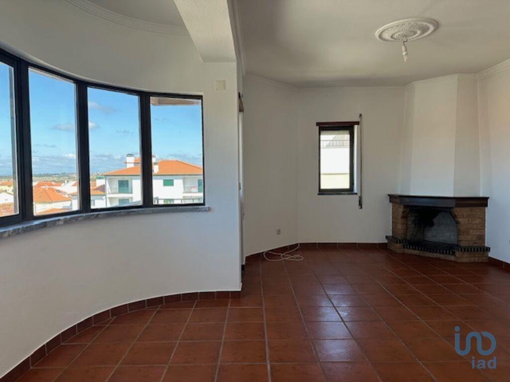 Apartamento T1 em Vieira de Leiria de 65,00 m²