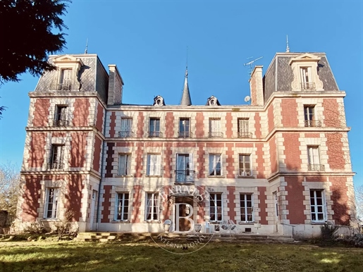 Ons-En-Bray - Château de caractère du XIXe
