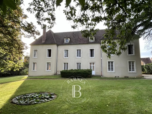 Perche 1H40 from Paris - Very beautiful mansion on 1. 25 Ha of park