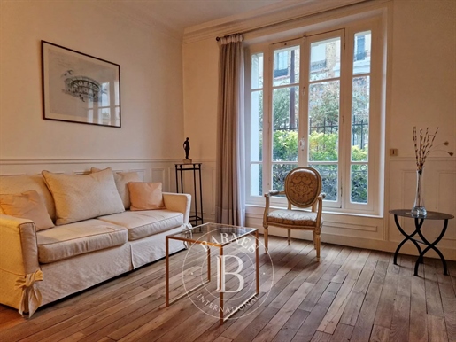 Enghien-Les-Bains (95) - Bourgeois Apartment - Residential Area