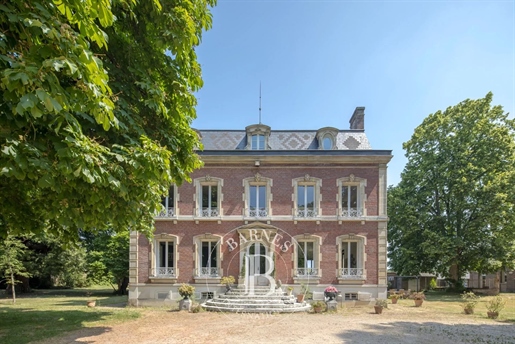 Vallée de l'Eure - Private equestrian estate - Beautiful manor house