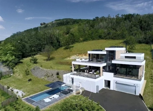 Purchase: House (63500)