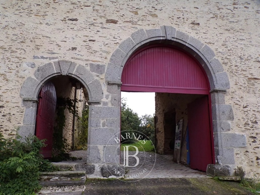 ב Vendée בית משוחזר הישן של המאה השש עשרה