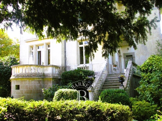 At the gates of rennes - Château de 297 m² - Land of 6,000 m²