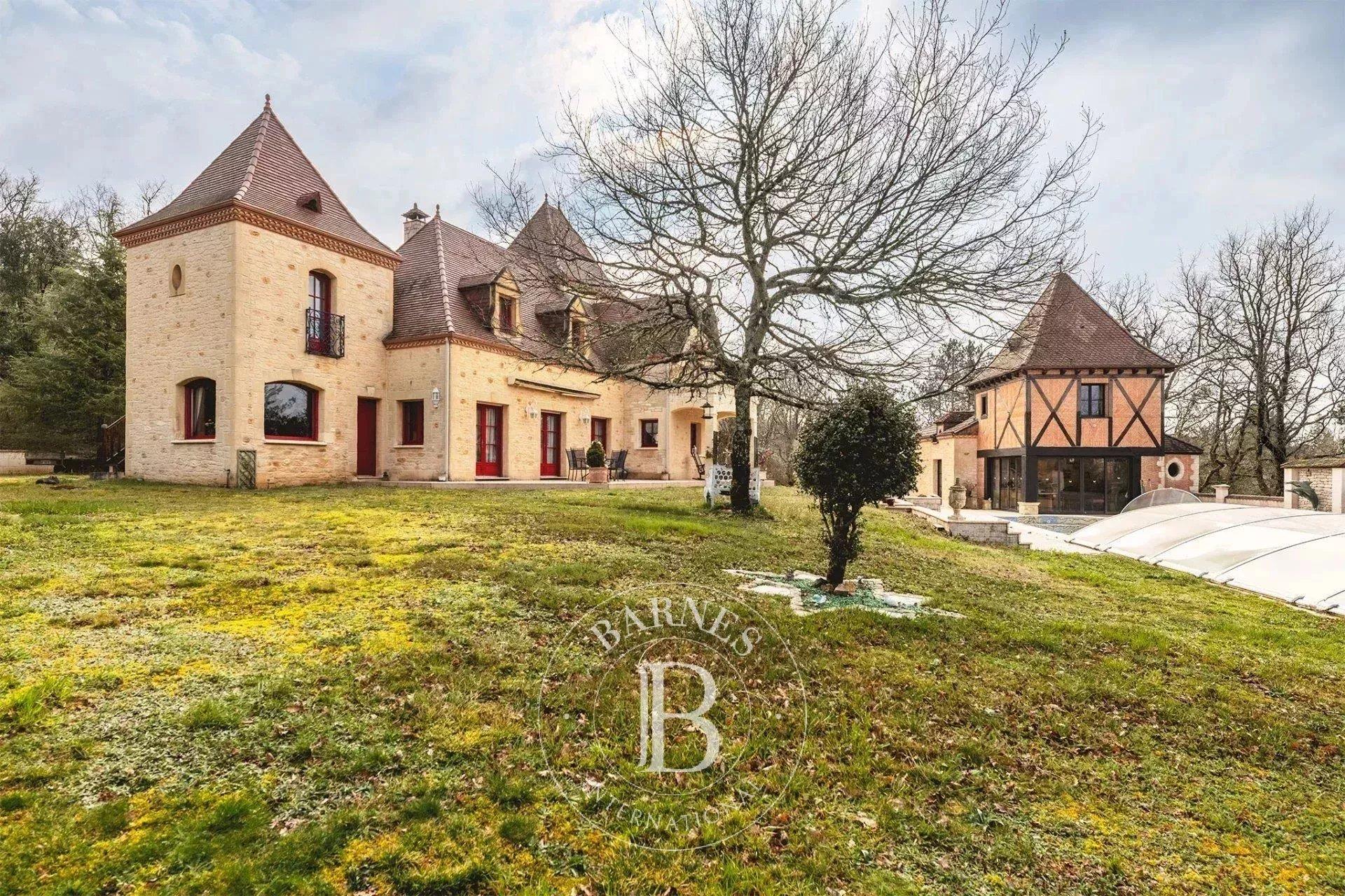 Périgord noir, Beynac – Exceptional Property – Stunning View of Château des Milandes