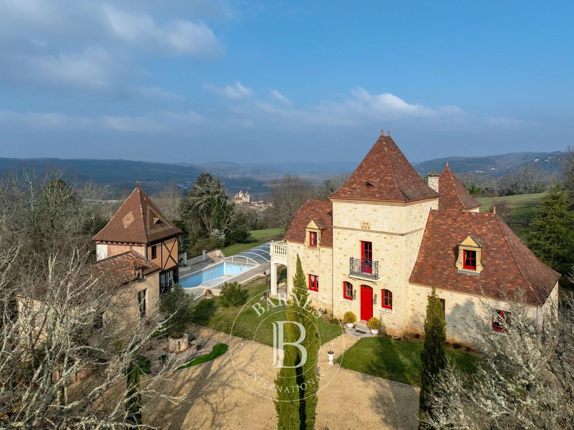 Périgord noir, Beynac – Exceptional Property – Stunning View of Château des Milandes