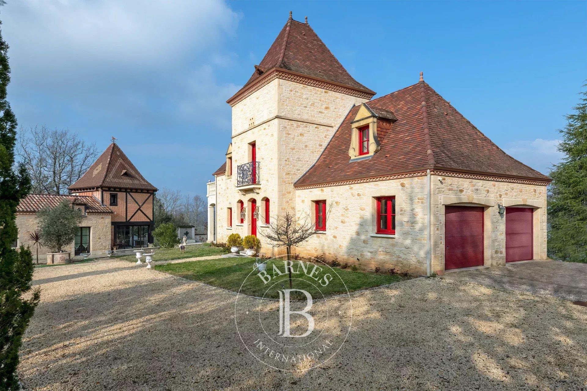Périgord noir, Beynac – Exceptional Property – Stunning View of Château des Milandes