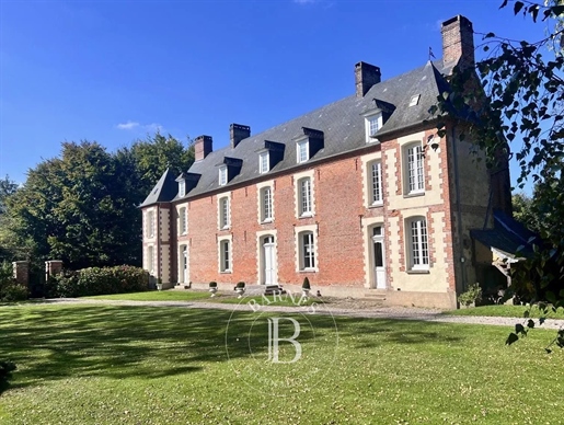 Normandy - Eighteenth century castle - Park of 2.5Ha