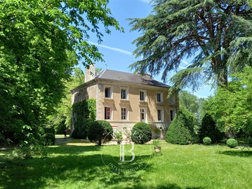 Exclusivité - Haut Poitou - Demeure XVIIIe et XIXe - Parc de 7 hectares