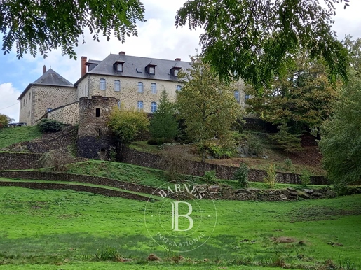 Exclusivité - 40 min de Limoges - Château XVIIe entièrement restauré - 27 hectares