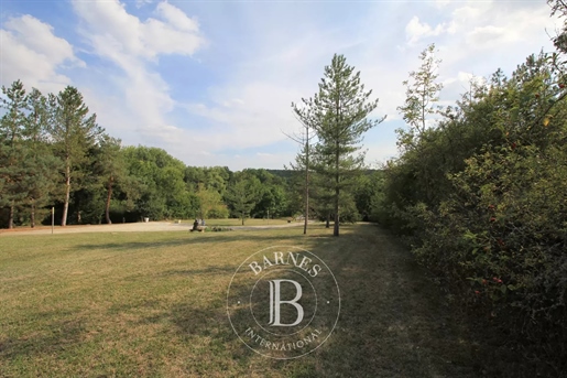 Saint-Maurice-Montcouronne - Architect's house with interior pool - 3402 m² wooded plot